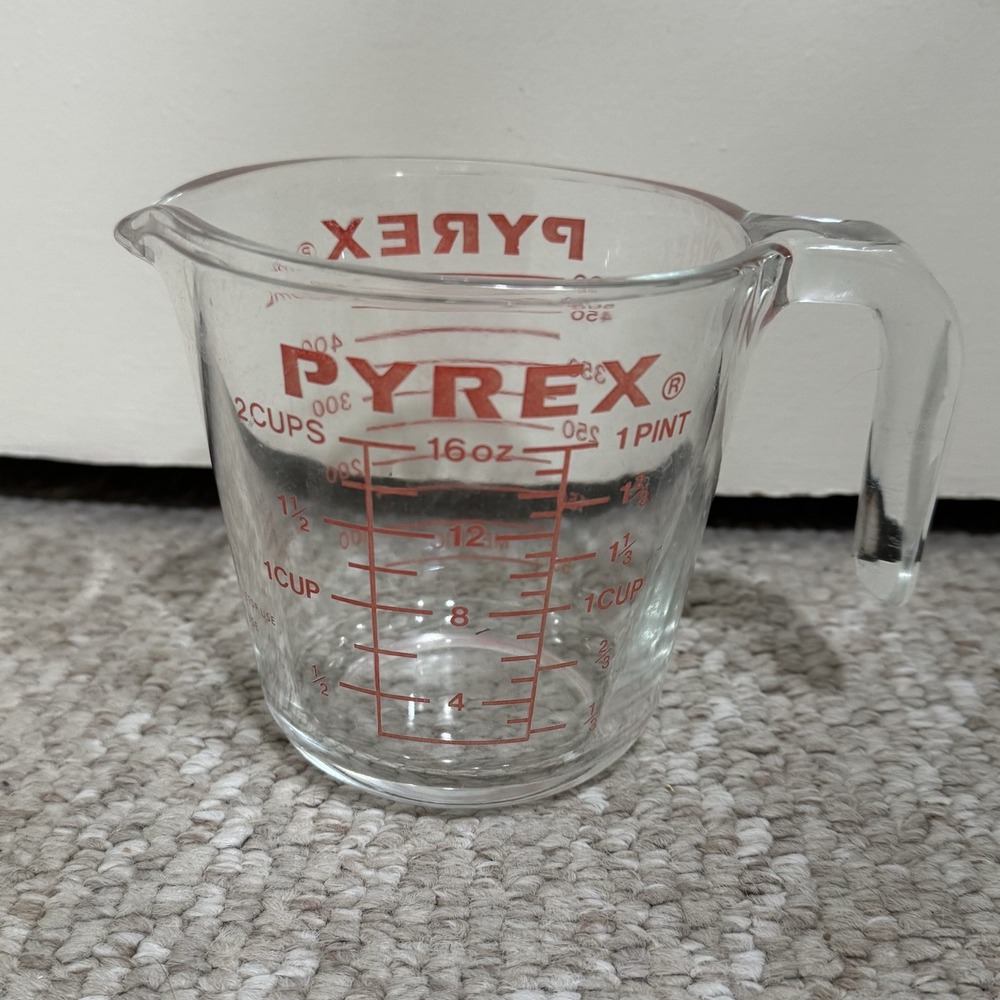 Vintage Pyrex 516 2 Cup Glass Measuring Cup Red Print Corning NY USA